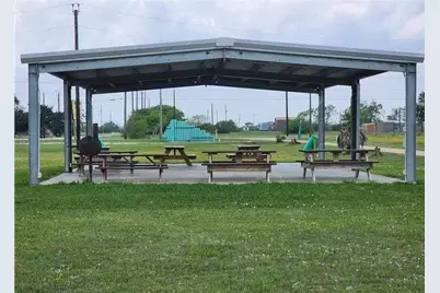 123 Abalone, Palacios, TX 77465 - Photo 4