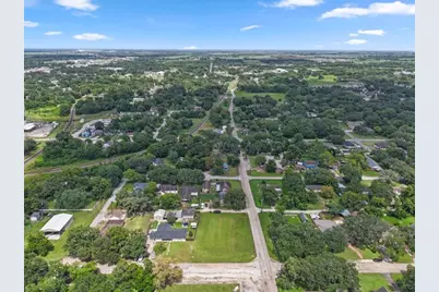 Ave I Matthews, Bay City, TX 77456 - Photo 10