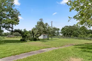 21126 Hwy 111, Louise, TX 77455 - Photo 14