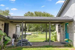 21126 Hwy 111, Louise, TX 77455 - Photo 22