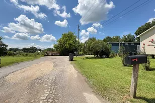 2508 Sycamore, Bay City, TX 77414 - Photo 6
