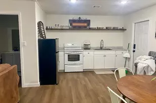 555 Center, Matagorda, TX 77457 - Photo 30