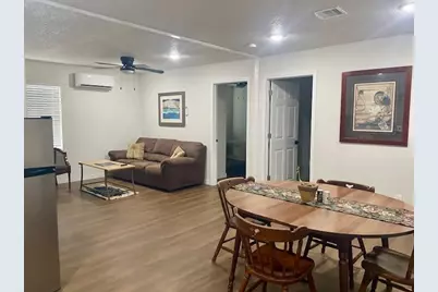 555 Center, Matagorda, TX 77457 - Photo 8