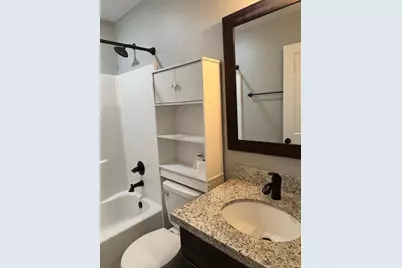 806 Flycatcher Dr, Palacios, TX 77465 - Photo 6