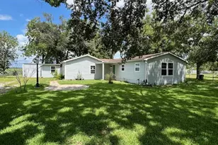 1621 Bayou Dr, Bay City, TX 77414 - Photo 1