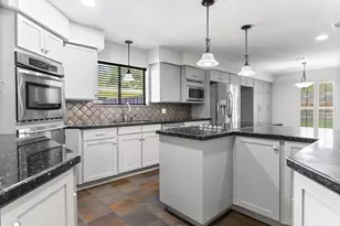 2624 Oak Dr, Bay City, TX 77414 - Photo 20