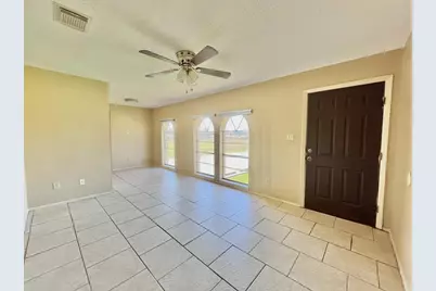 3021 Sycamore Ave Apt #1, Bay City, TX 77414 - Photo 1