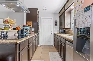 4009 Rice, Bay City, TX 77414 - Photo 4