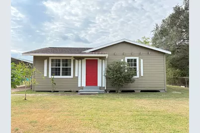 135 Janice, Bay City, TX 77414 - Photo 2