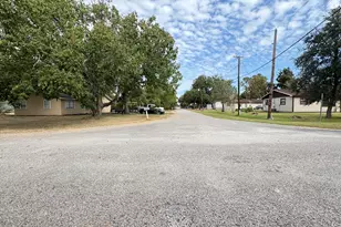135 Janice, Bay City, TX 77414 - Photo 24