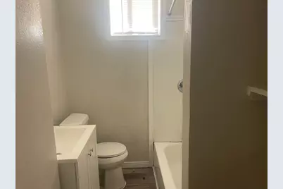 2101 Merlin, Bay City, TX 77414 - Photo 8