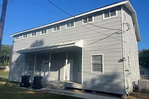 2101 Merlin, Bay City, TX 77414 - Photo 2