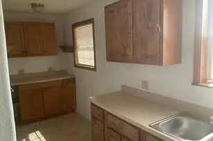 625 Lakeview Dr, Markham, TX 77414 - Photo 16