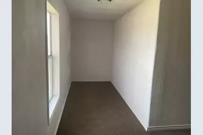 625 Lakeview Drive, Markham, TX 77414 - Photo 14