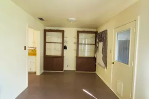 216 Burnet, Port Lavaca, TX 77979 - Photo 4