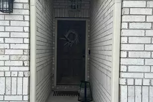 1410 Red Hills Dr, Rosharon, TX 77583 - Photo 6