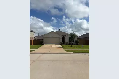 1410 Red Hills Drive, Rosharon, TX 77583 - Photo 1