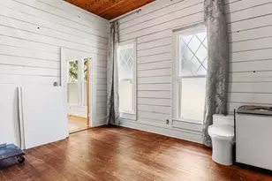 2421 Avenue G, Bay City, TX 77414 - Photo 30