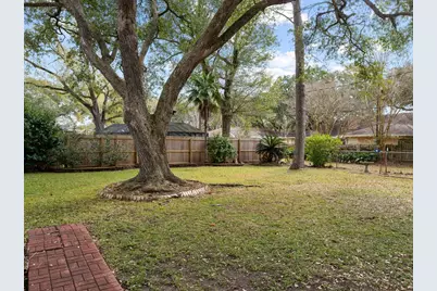 910 6th Street, Bay City, TX 77414 - Photo 4