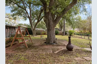 910 6th Street, Bay City, TX 77414 - Photo 8