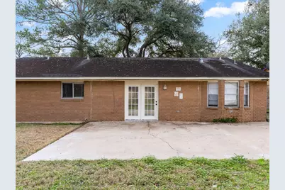 2005 Candlewood, Bay City, TX 77414 - Photo 4