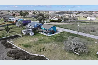 401 East Bayshore Drive, Palacios, TX 77465 - Photo 34
