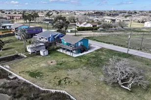 401 E Bayshore Dr, Palacios, TX 77465 - Photo 34