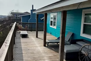 401 E Bayshore Dr, Palacios, TX 77465 - Photo 28