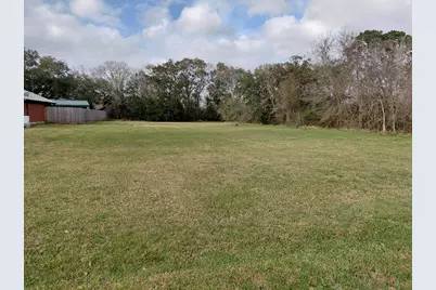 000 Hoelewyn St., Angleton, TX 77515 - Photo 2