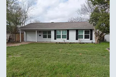 1105 Miller, Angleton, TX 77515 - Photo 1