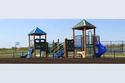 3029 Palacios Bay Dr, Palacios, TX 77465 - Photo 4