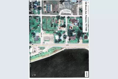 108 Moore Avenue, Palacios, TX 77465 - Photo 14