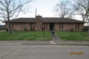 403 Lotus, Lake Jackson, TX 77566 - Photo 1