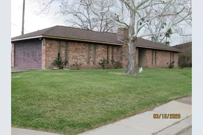 403 Lotus, Lake Jackson, TX 77566 - Photo 4