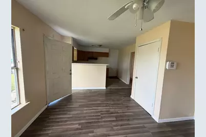 406 Snow Drive, West Columbia, TX 77486 - Photo 8