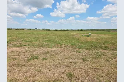 3430 Beachside Blvd, Palacios, TX 77465 - Photo 2