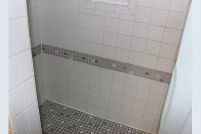 300 Austin, Palacios, TX 77465 - Photo 36