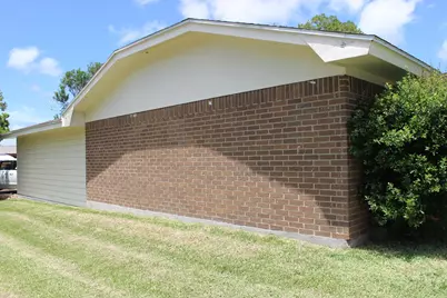 300 Austin, Palacios, TX 77465 - Photo 20