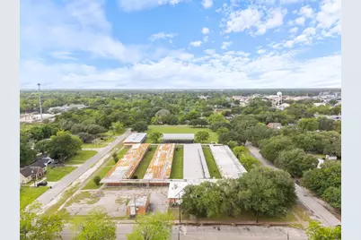 2300 4th Street, Bay City, TX 77414 - Photo 6