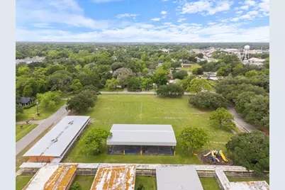 2300 4th Street, Bay City, TX 77414 - Photo 12