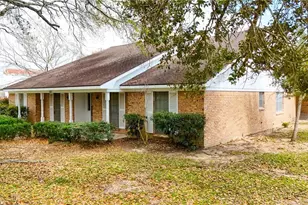 307 Market St, Louise, TX 77455 - Photo 30