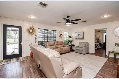 4427 County Road 382, Louise, TX 77455 - Photo 16