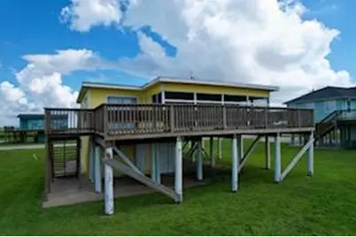 444 Beachfront Dr., Matagorda, TX 77457 - Photo 1