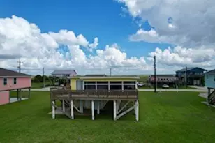 444 Beach Front Dr, Matagorda, TX 77457 - Photo 32
