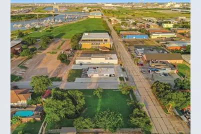 230 West 2nd, Freeport, TX 77541 - Photo 42