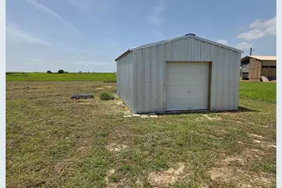 887-901 Clam Dr, Palacios, TX 77465 - Photo 1