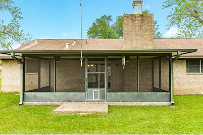 131 Singleton, Jones Creek, TX 77541 - Photo 6