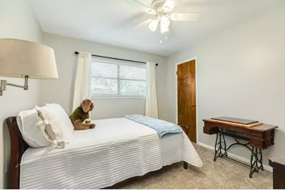 131 Singleton, Jones Creek, TX 77541 - Photo 8