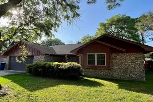 2901 Del Monte, Bay City, TX 77414 - Photo 1