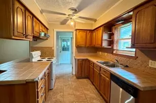 2901 Del Monte, Bay City, TX 77414 - Photo 6